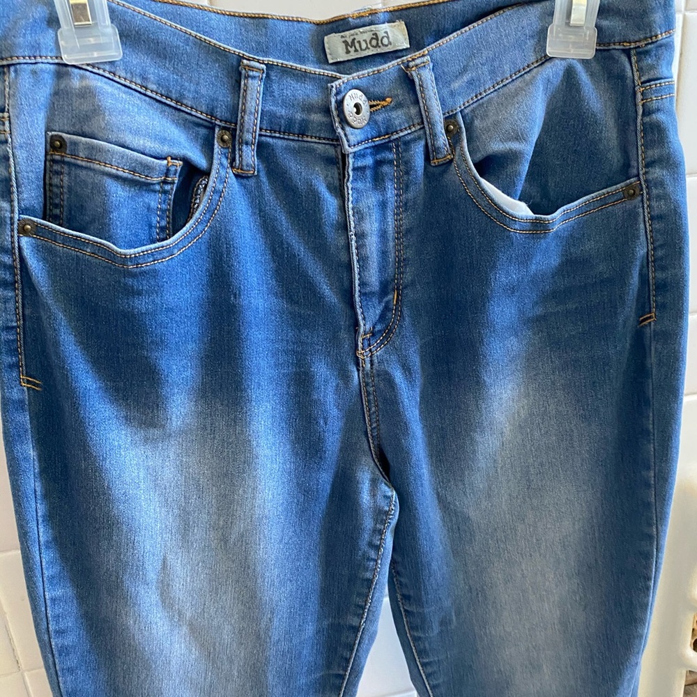 Height waisted skinny jeans!